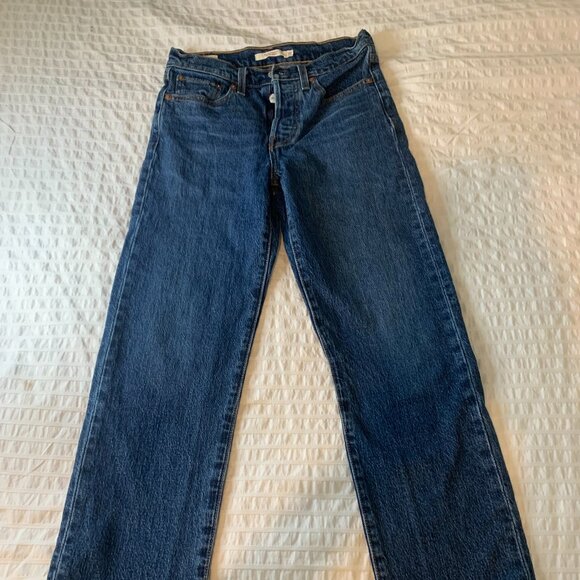Levi's Wedgie Straight Jeans - Size 25 - Picture 1 of 6